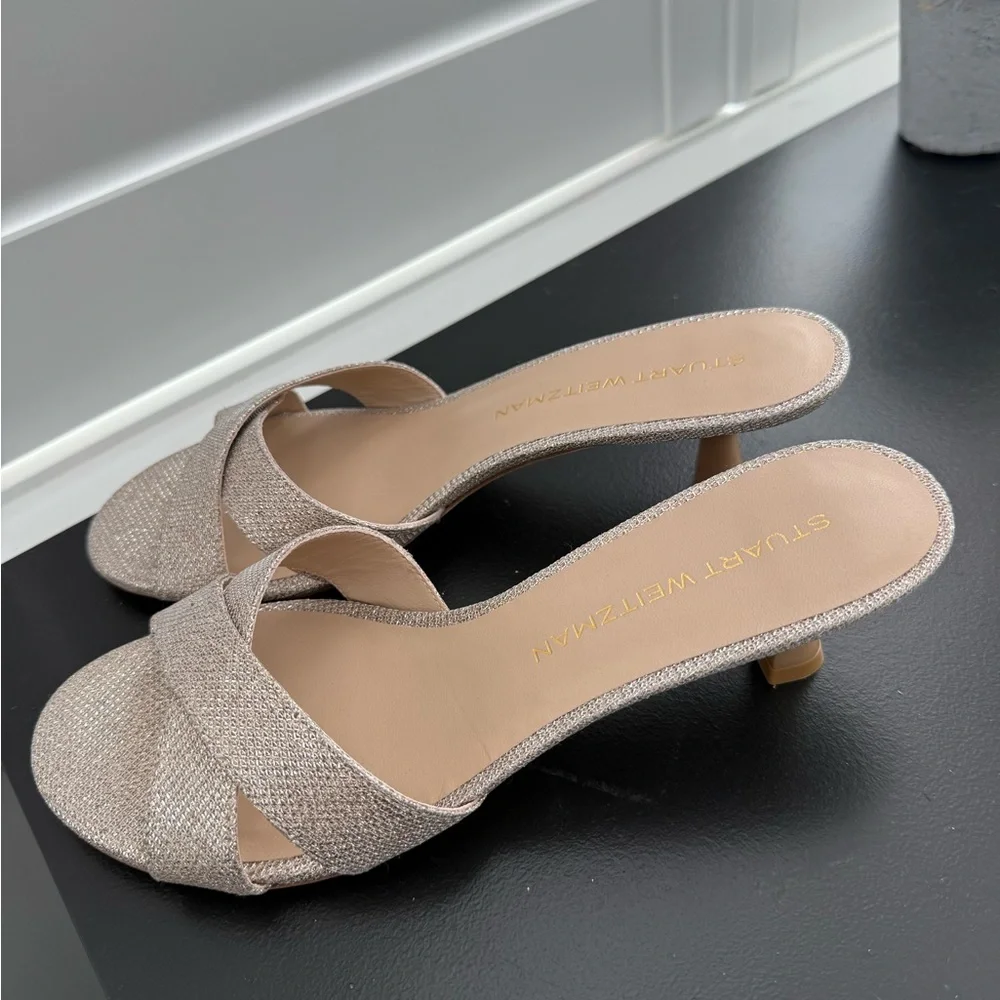 Stuart Weitzman NEW Size 9 minimalist slide sandal